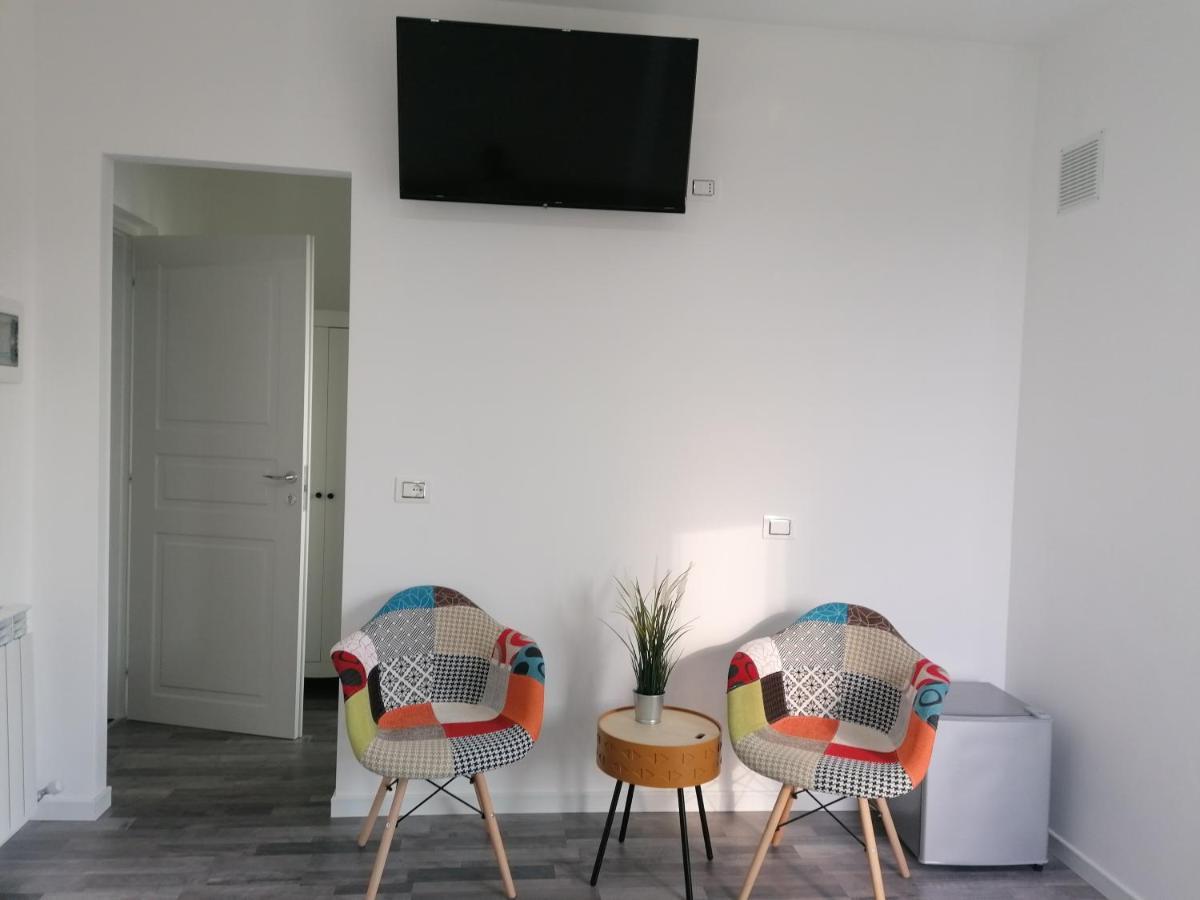 Suite Room Malpensa B&B Cardano al Campo Kültér fotó