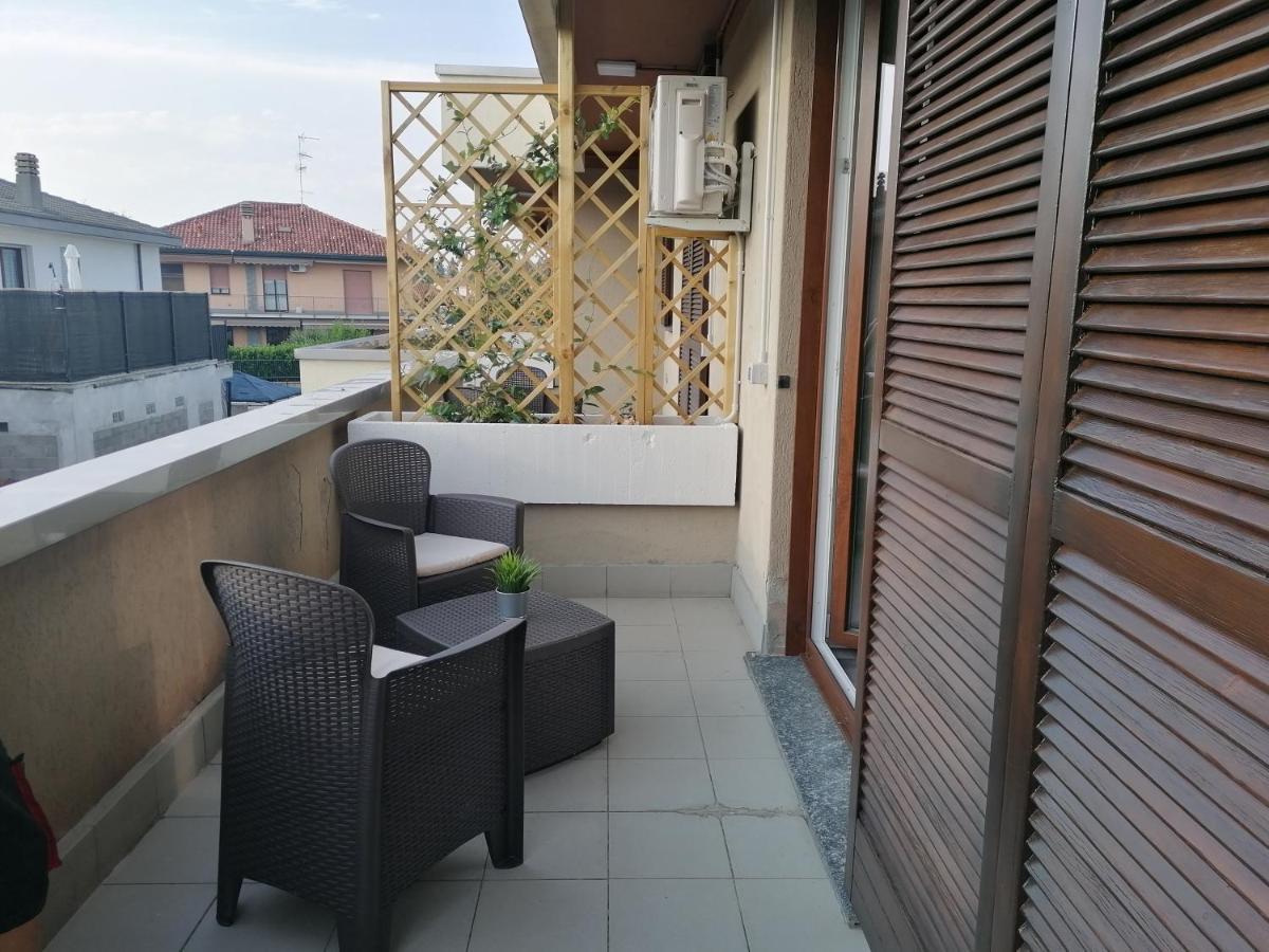 Suite Room Malpensa B&B Cardano al Campo Kültér fotó