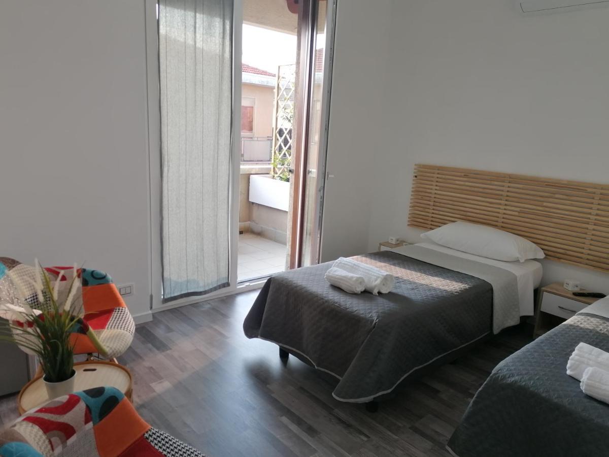 Suite Room Malpensa B&B Cardano al Campo Kültér fotó
