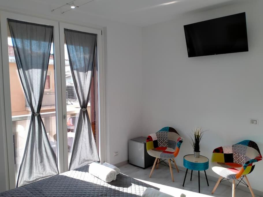 Suite Room Malpensa B&B Cardano al Campo Kültér fotó